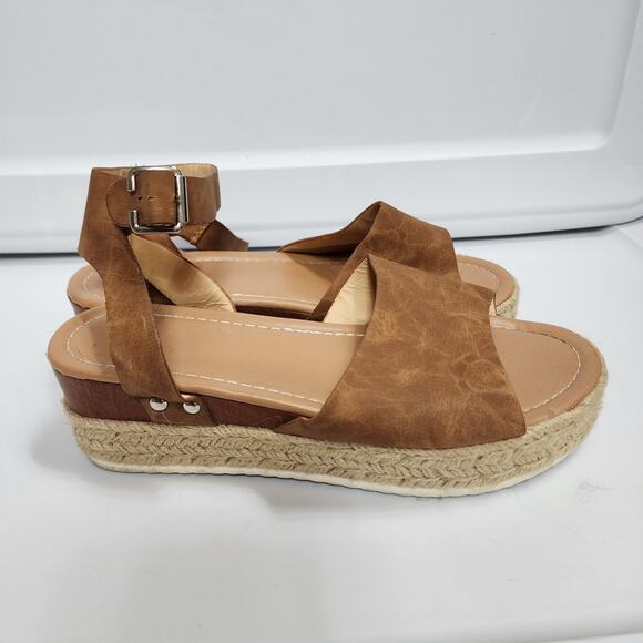 Tan Size 39 Leather Sandals - Picture 2 of 7